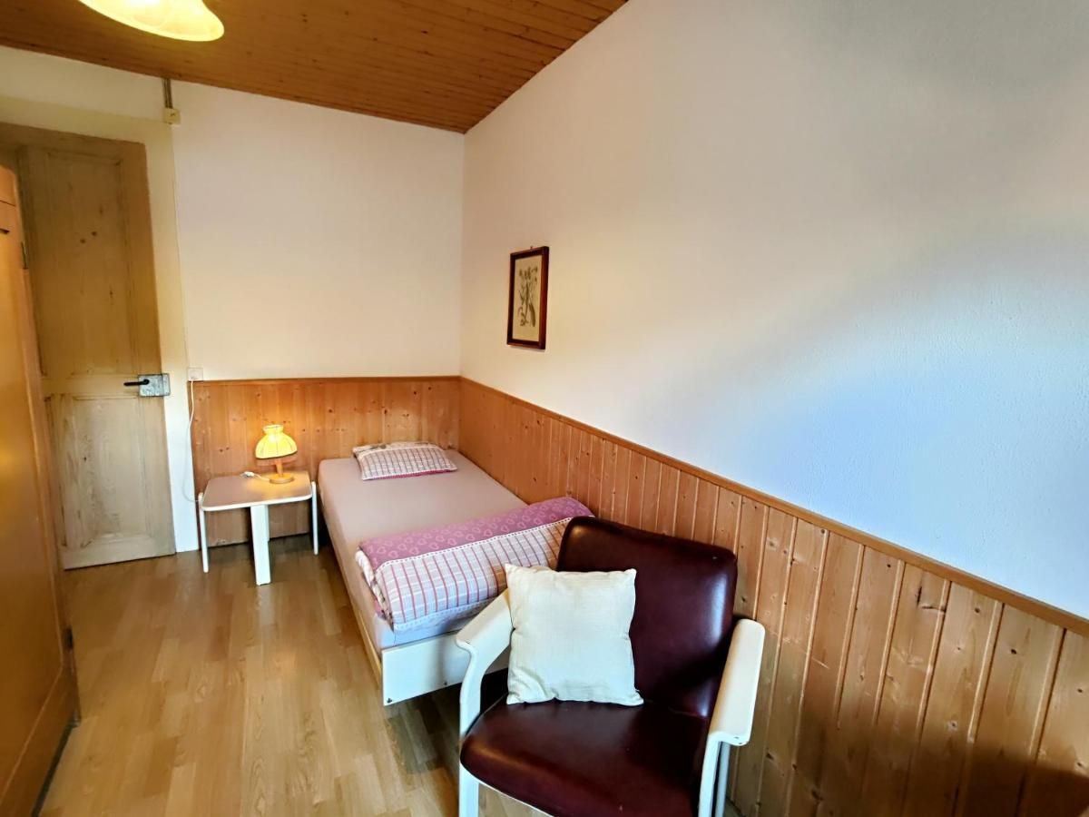 Maison D'Hotes De La Gare Montbovon Pokoj fotografie